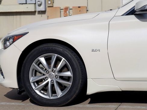 Used 2016 INFINITI Q50 Premium w/ 2.0T Premium Plus Package RWD image 24