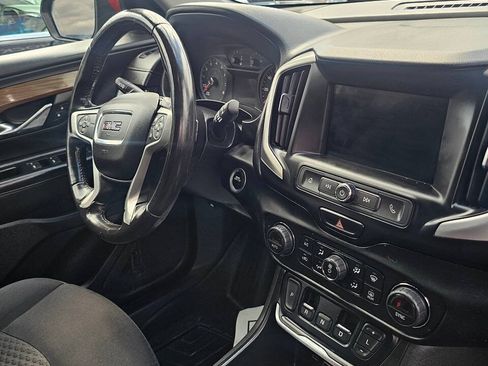 Used 2018 GMC Terrain SLE w/ Driver Convenience Package FWD image 6