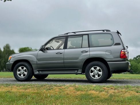 Used 2000 Toyota Land Cruiser AWD/4WD image 29