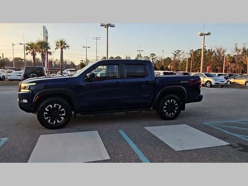 Used 2022 Nissan Frontier PRO-4X w/ Technology Package image 24