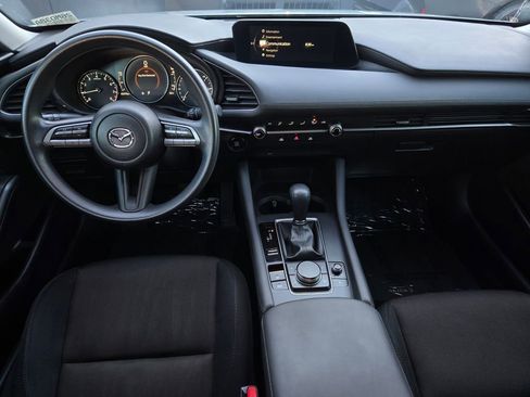 Used 2021 MAZDA MAZDA3 Sedan image 14