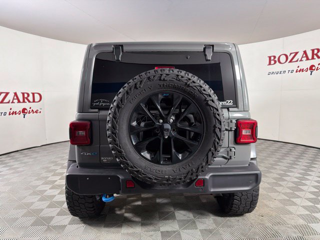 Used 2022 Jeep Wrangler Unlimited Sahara w/ Cold Weather Group AWD/4WD image 11