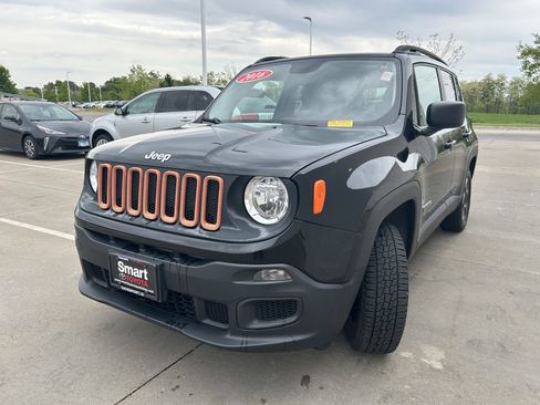Used 2016 Jeep Renegade Sport w/ Power & Air Group AWD/4WD image 3