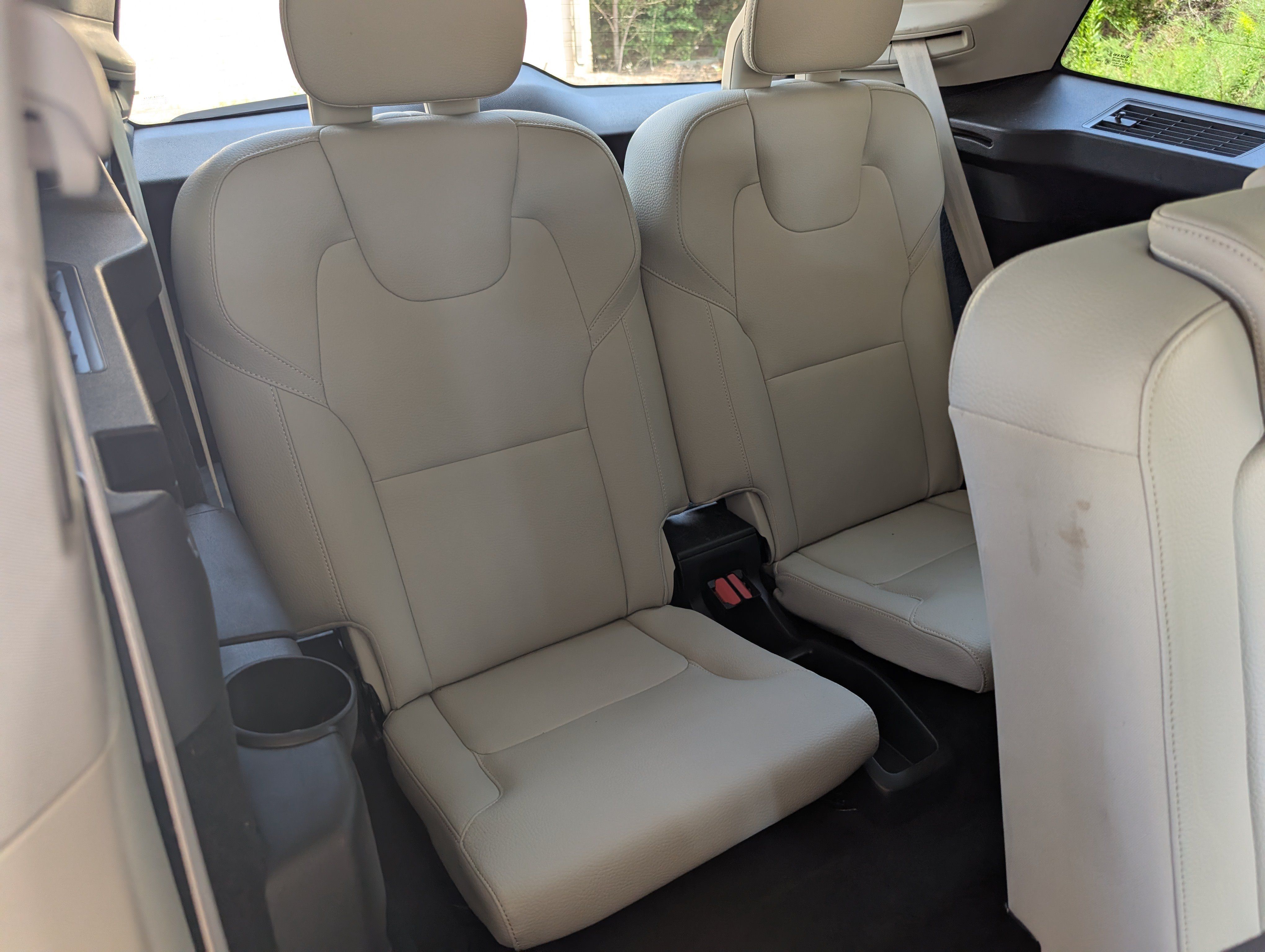 Used 2022 Volvo XC90 T5 Momentum AWD/4WD image 22