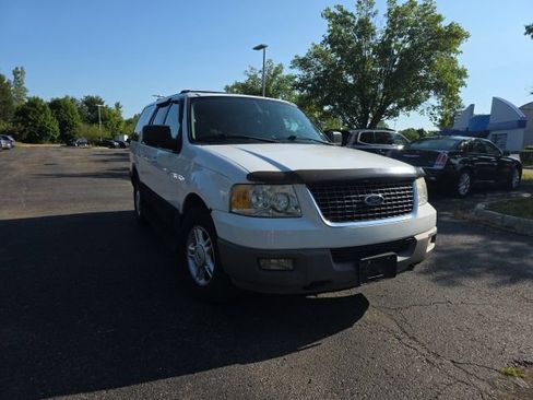 Used 2003 Ford Expedition XLT AWD/4WD image 1