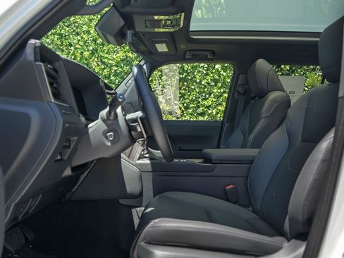 New 2026 Lexus GX 550 image 16