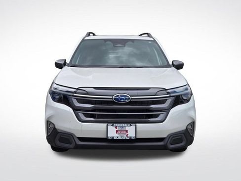 Used 2025 Subaru Forester Limited AWD/4WD image 4