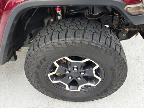 Used 2021 Jeep Gladiator Rubicon AWD/4WD image 11
