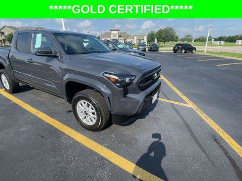 Certified 2024 Toyota Tacoma SR5 AWD/4WD image 4