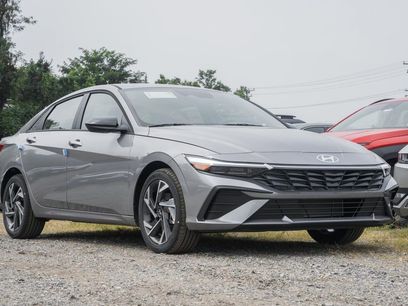 New 2025 Hyundai Elantra Sport