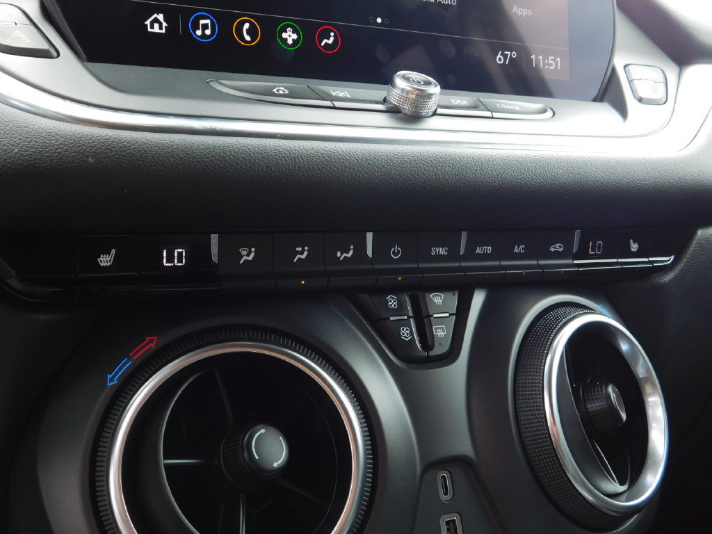 Used 2024 Chevrolet Blazer LT w/ Convenience Package FWD image 21