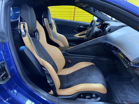Used 2025 Chevrolet Corvette Z06 w/ Z07 Performance Package RWD image 17