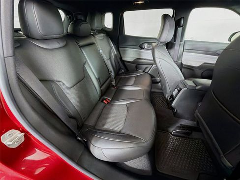 Used 2024 Jeep Compass Latitude w/ Convenience Group image 26