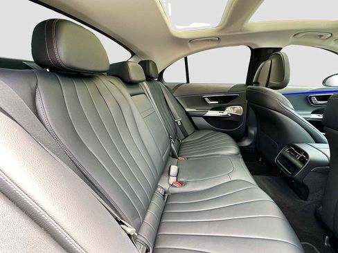 Certified 2025 Mercedes-Benz E 450 4MATIC Sedan image 28