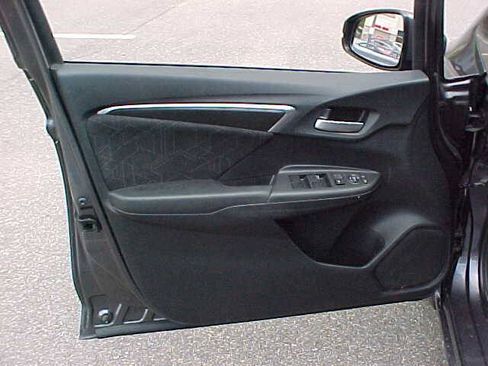 Used 2015 Honda Fit EX image 19