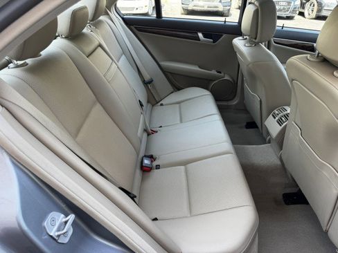 Used 2013 Mercedes-Benz C 300 4MATIC Sedan image 20