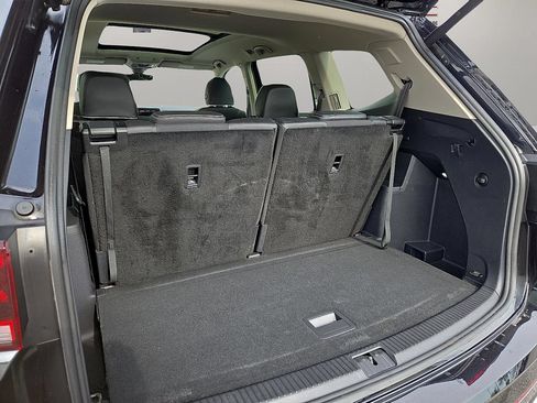 Used 2025 Volkswagen Atlas SEL Premium R-Line AWD/4WD image 18