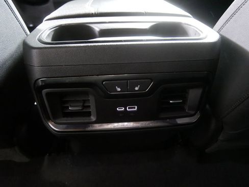 Used 2023 GMC Sierra 1500 AT4 w/ AT4 Preferred Package image 21