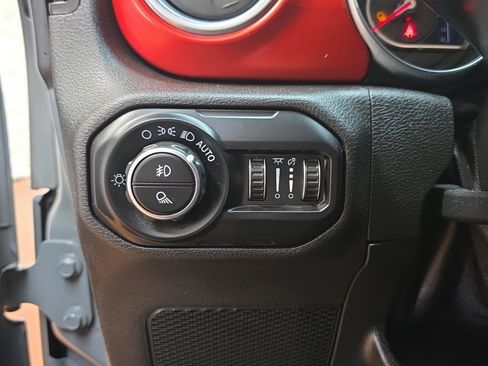 Used 2020 Jeep Gladiator Rubicon w/ LED Lighting Group image 24