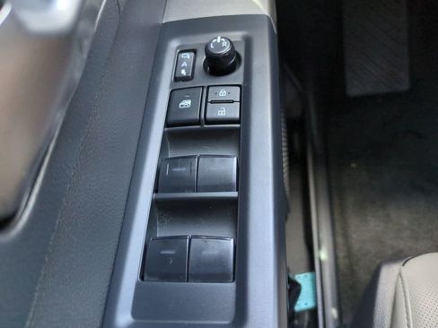 Used 2026 Toyota Tundra Limited AWD/4WD image 22