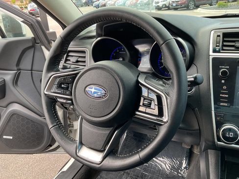 Used 2018 Subaru Outback 2.5i Limited w/ Popular Package #2 image 18