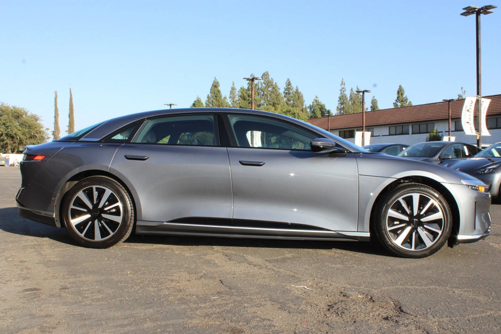 Used 2025 Lucid Air Pure RWD image 36