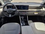 New 2025 Hyundai Tucson SE image 4