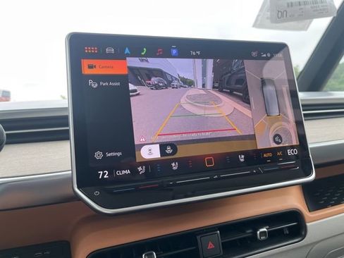 New 2025 Volkswagen ID. Buzz 1st Edition image 15