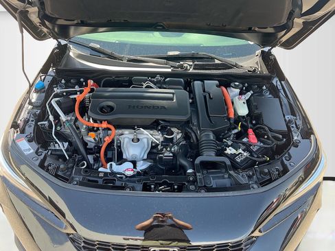 Used 2025 Honda Civic Sport Touring image 29