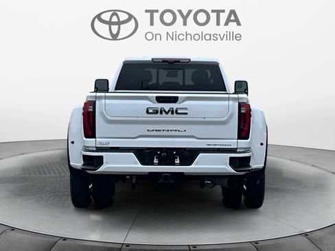Used 2024 GMC Sierra 3500 Denali Ultimate image 6