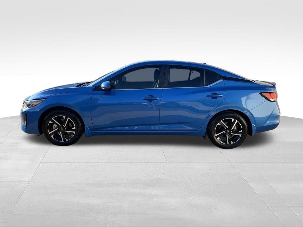 Used 2024 Nissan Sentra SV FWD image 8