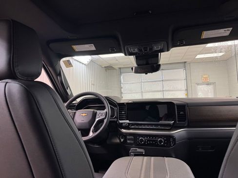 New 2026 Chevrolet Silverado 1500 High Country w/ Technology Package AWD/4WD image 22