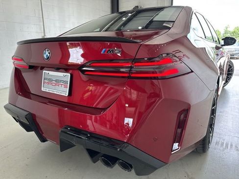 Used 2025 BMW M5 Base w/ Carbon Package image 7