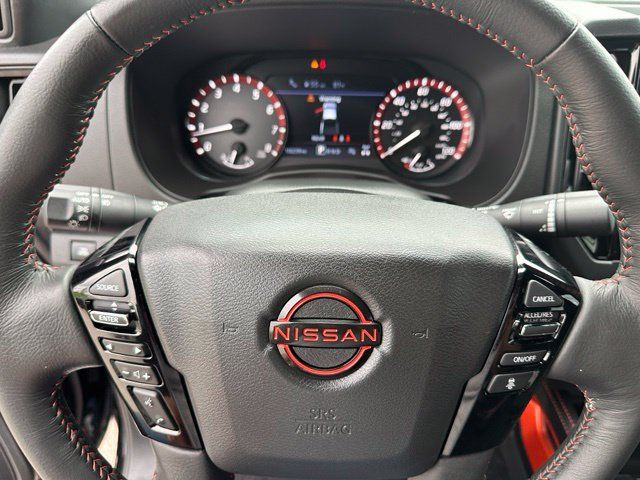 Used 2025 Nissan Frontier PRO-4X AWD/4WD image 42