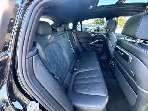 Used 2025 BMW X6 xDrive40i w/ Executive Package AWD/4WD image 28