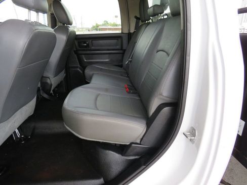 Used 2016 RAM 3500 Tradesman w/ Chrome Appearance Group image 12