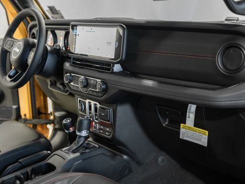 New 2026 Jeep Wrangler Rubicon AWD/4WD image 18