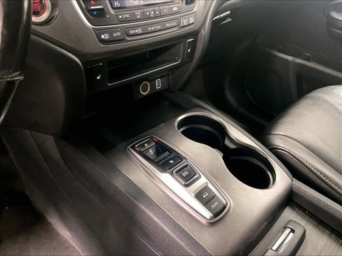 Used 2021 Honda Pilot Black Edition image 21