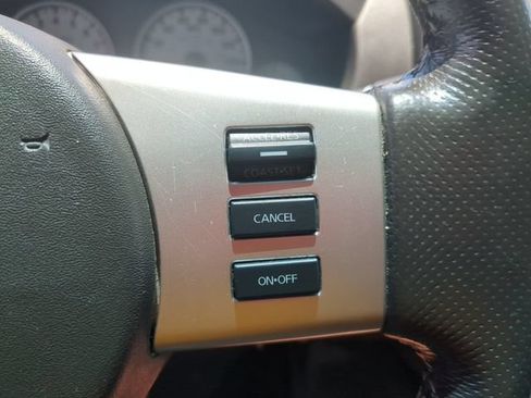 Used 2018 Nissan Frontier PRO-4X AWD/4WD image 17