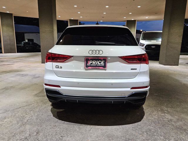Used 2021 Audi Q3 2.0T Premium Plus w/ Premium Plus Package AWD/4WD image 6