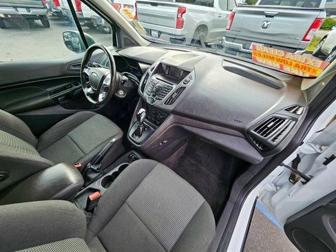 Used 2018 Ford Transit Connect XL image 17