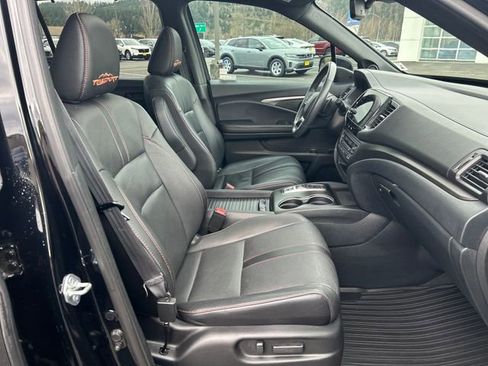 Used 2022 Honda Passport TrailSport image 12