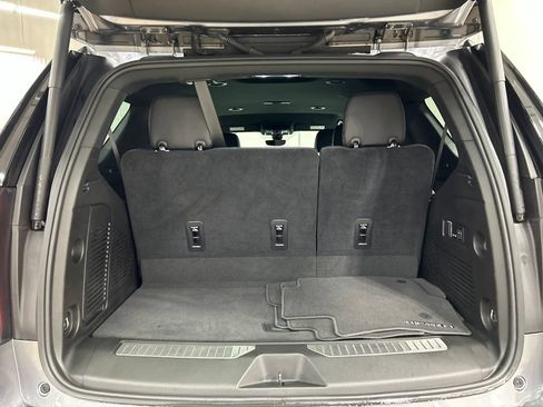 Used 2021 Chevrolet Tahoe High Country AWD/4WD image 31