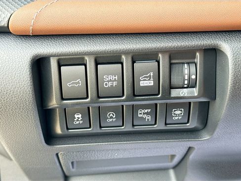 Used 2024 Subaru Forester Touring w/ POP Package 3 AWD/4WD image 10