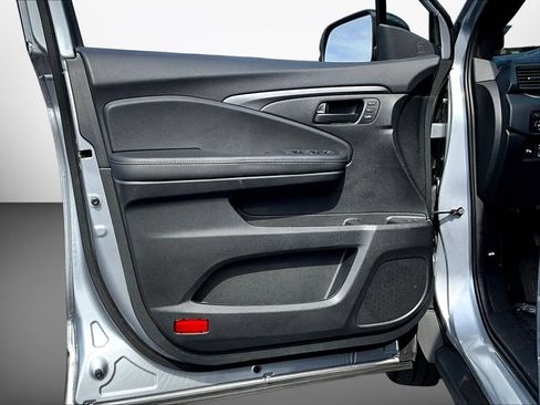 Used 2023 Honda Passport EX-L image 23