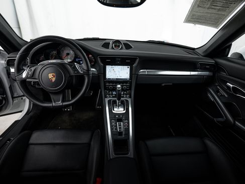 Used 2013 Porsche 911 Carrera 4S AWD/4WD image 13