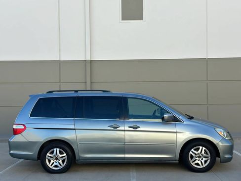 Used 2005 Honda Odyssey EX-L image 4