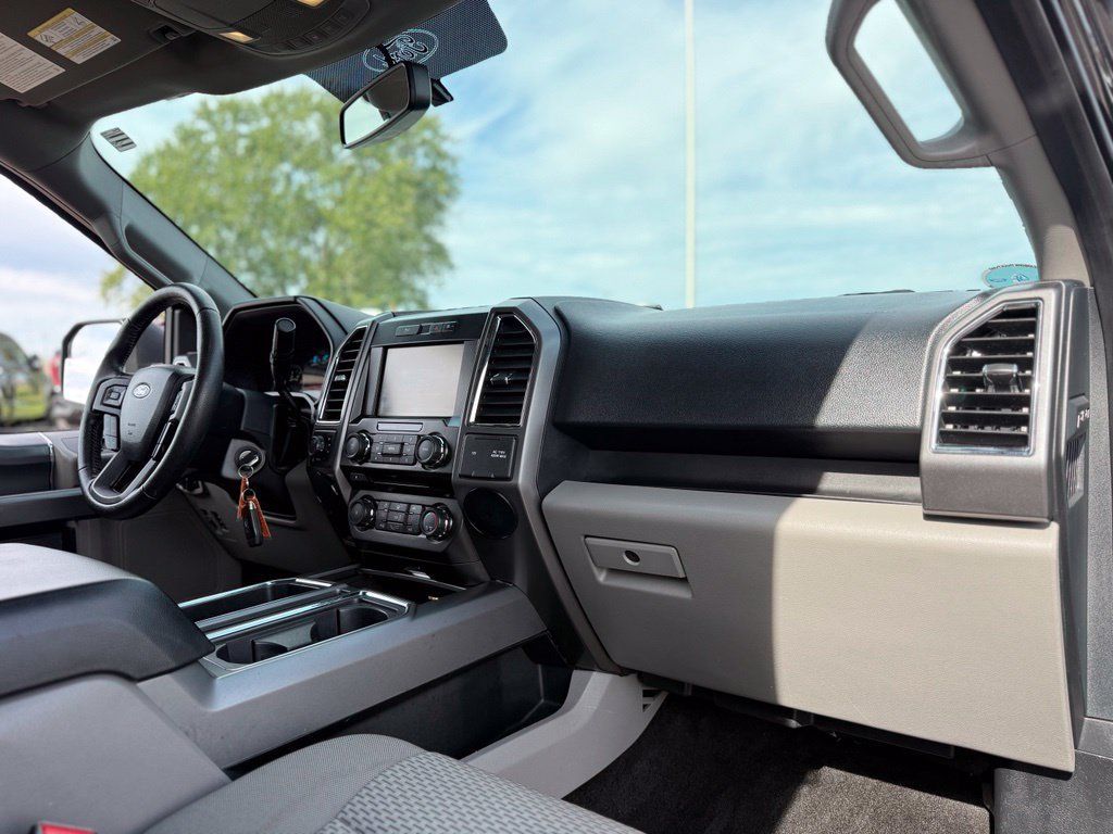Used 2015 Ford F150 XLT w/ Equipment Group 302A Luxury AWD/4WD image 14