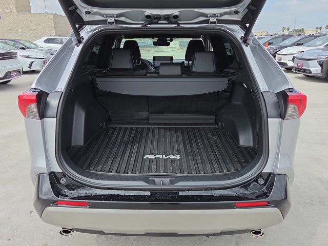 Used 2025 Toyota RAV4 XSE w/ Weather Package AWD/4WD image 6