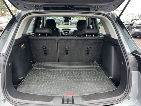Used 2023 Chevrolet TrailBlazer LS FWD image 13